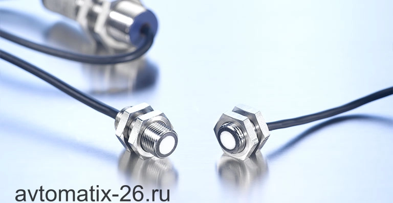 Датчик двойного листа Microsonic dbk+4/M12/3BEE/M18 E+S